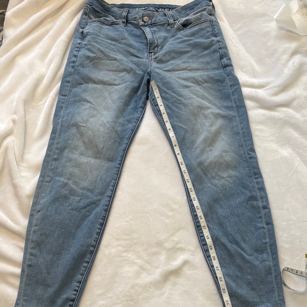 American Eagle Outfitters Light Blue Skinny Jeans